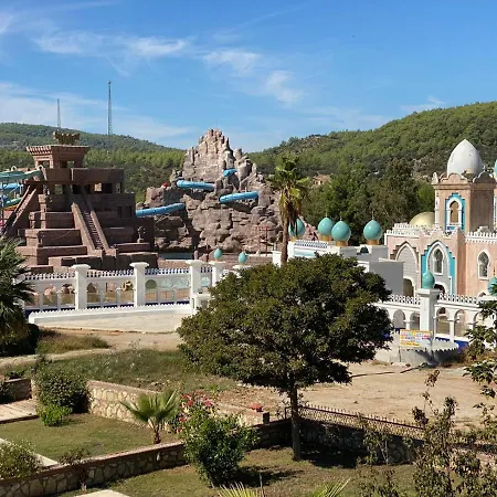 别墅 Valley - With Private Pool In Ovacik 费特希耶